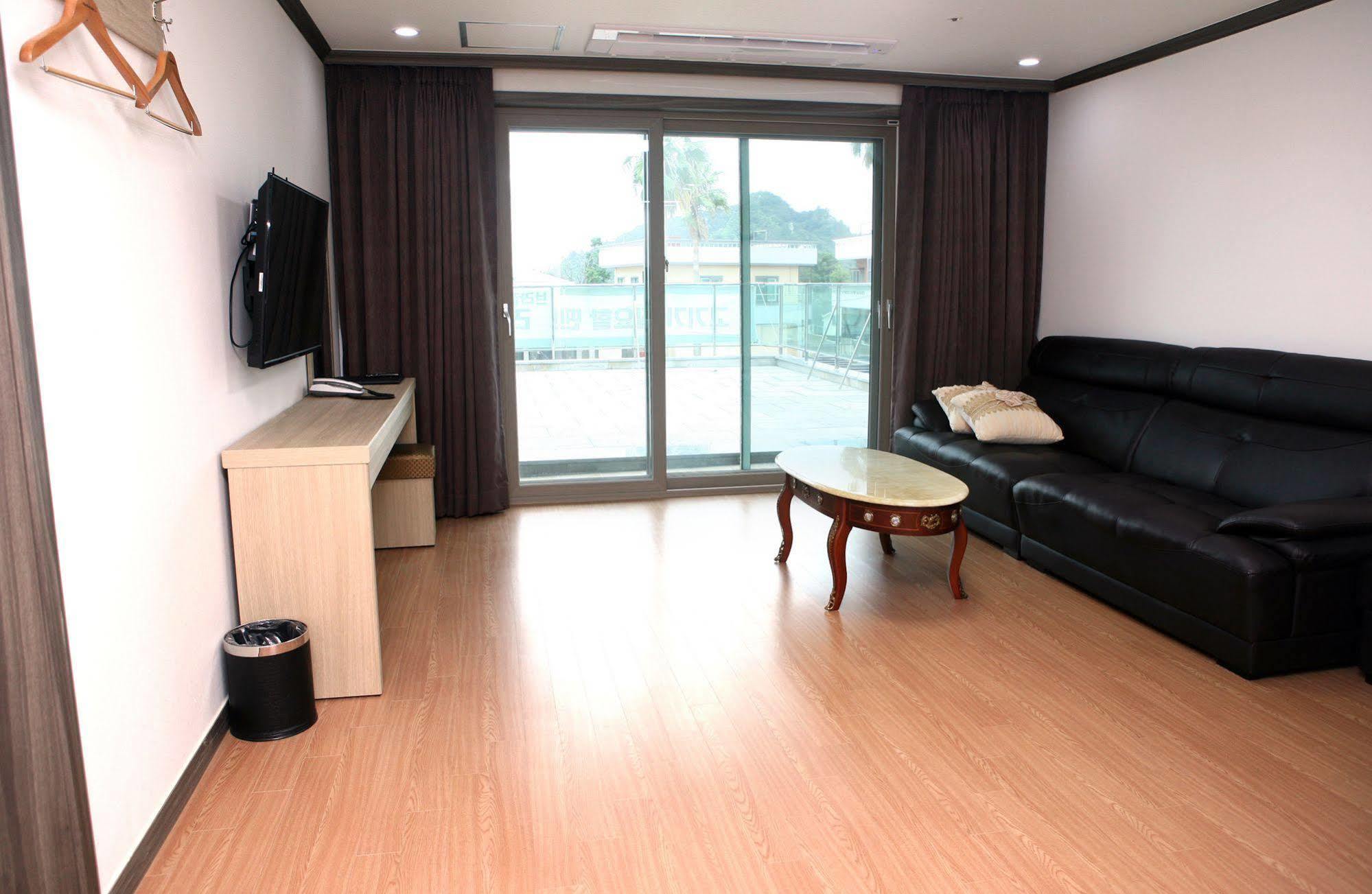 Hotel The Blue Jeju Seogwipo Exterior foto